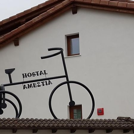 Hostal Ameztia Doneztebe Екстер'єр фото