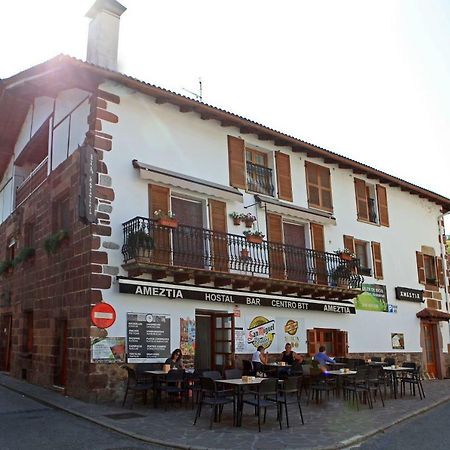 Hostal Ameztia Doneztebe Екстер'єр фото