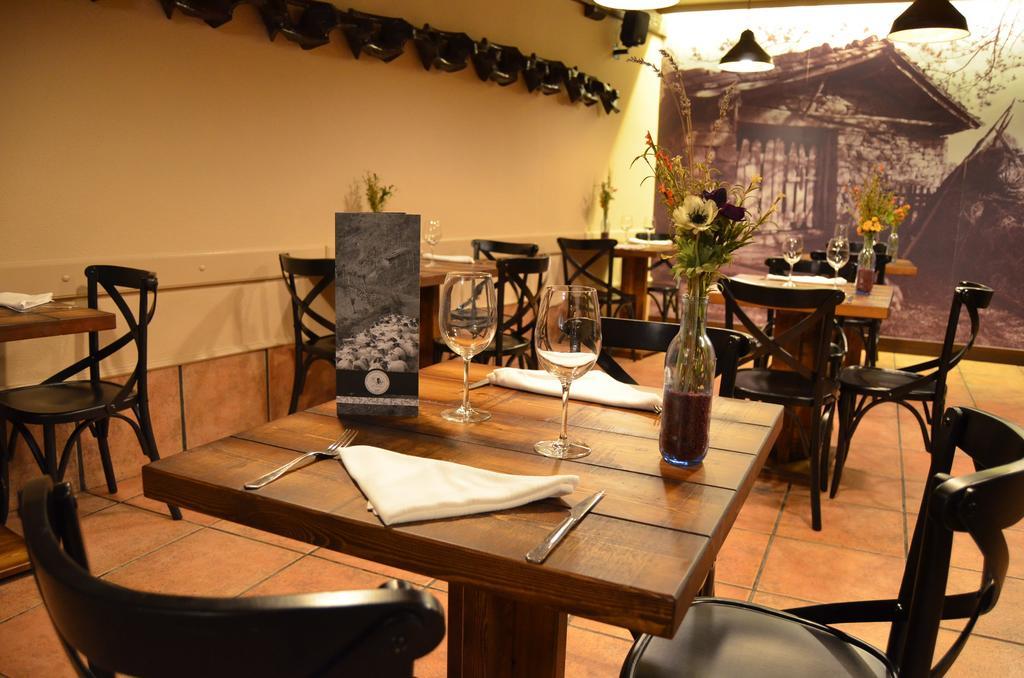 Hostal Ameztia Doneztebe Екстер'єр фото