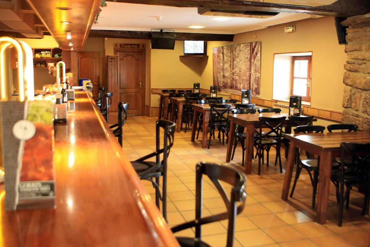 Hostal Ameztia Doneztebe Екстер'єр фото