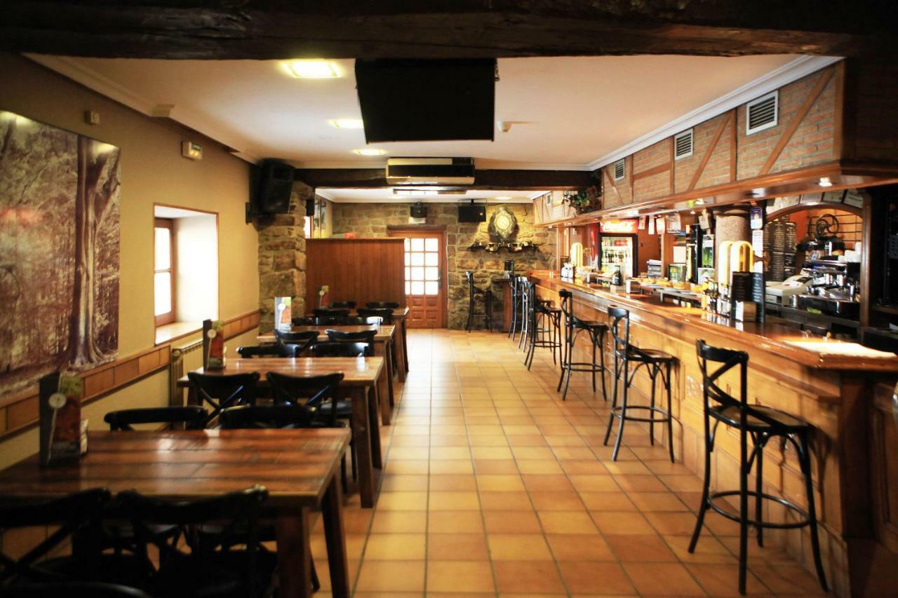 Hostal Ameztia Doneztebe Екстер'єр фото